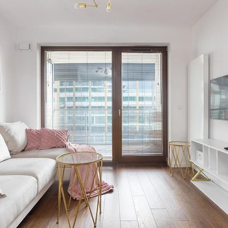 Burakowska Pastel Elegant Apartment ワルシャワ エクステリア 写真