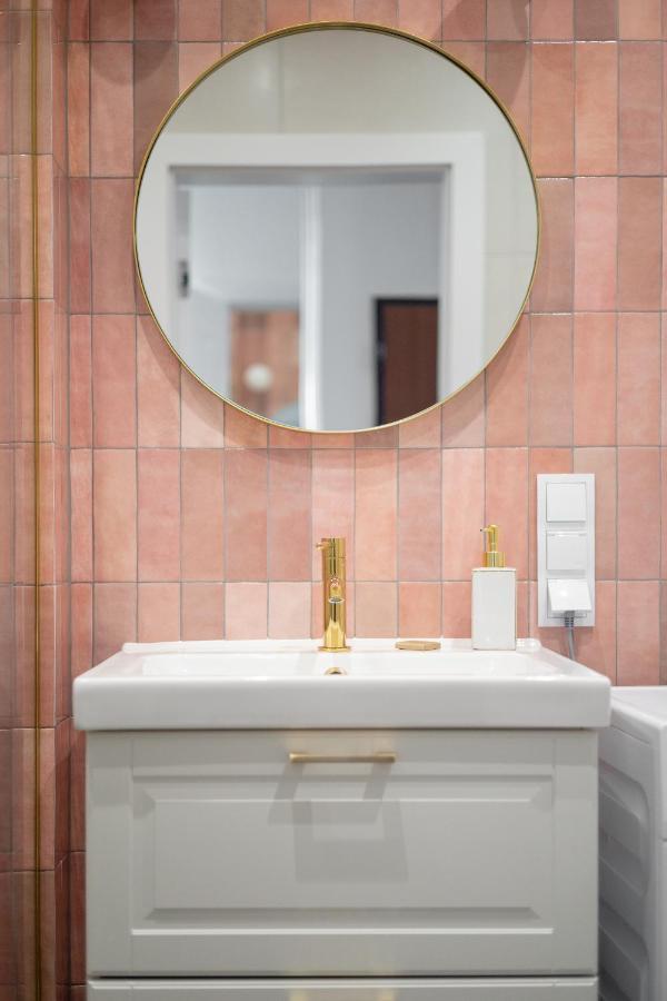 Burakowska Pastel Elegant Apartment ワルシャワ エクステリア 写真